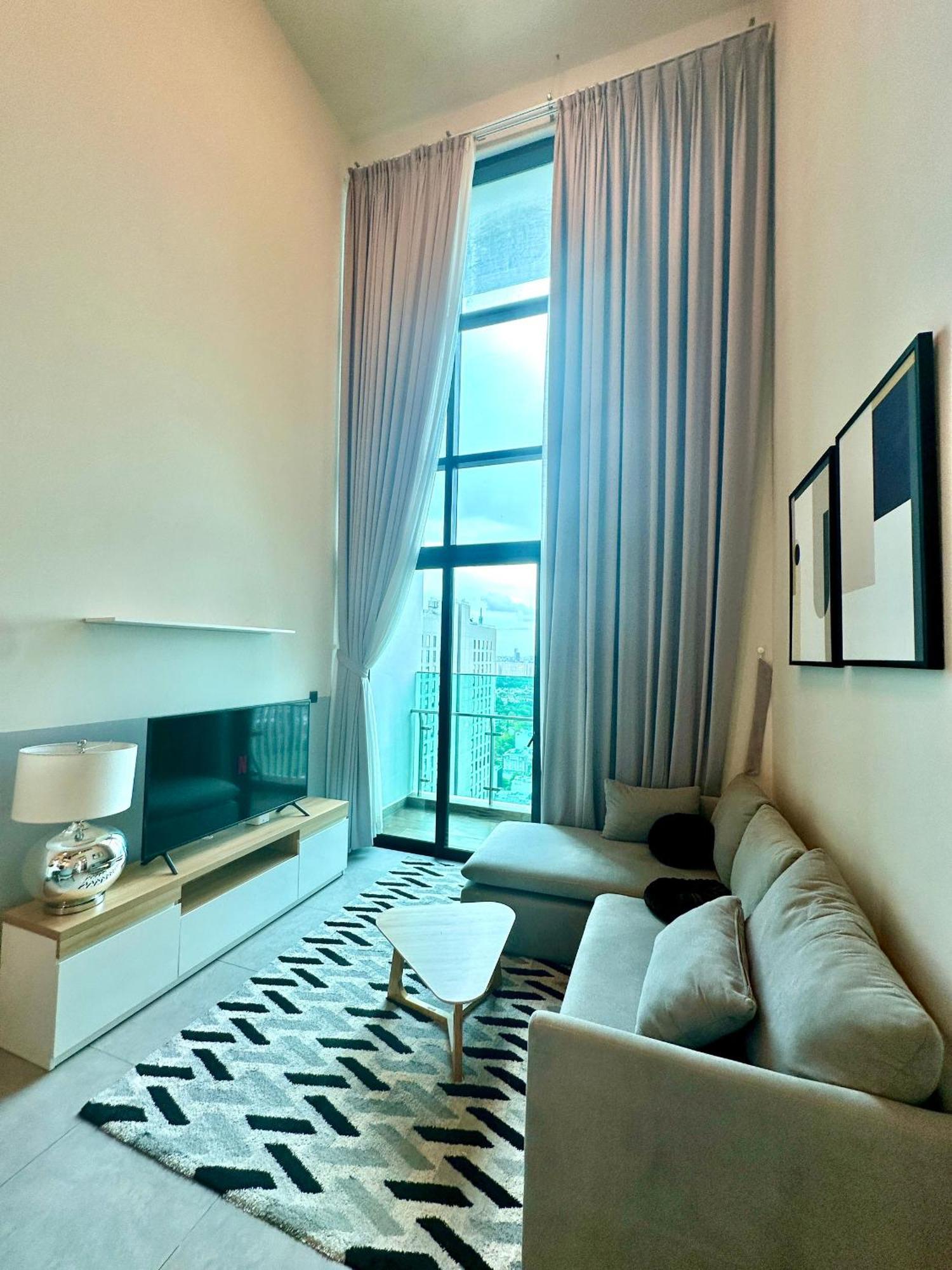 Feliz Luxurry Duplex Apartment Saigon 胡志明市 外观 照片