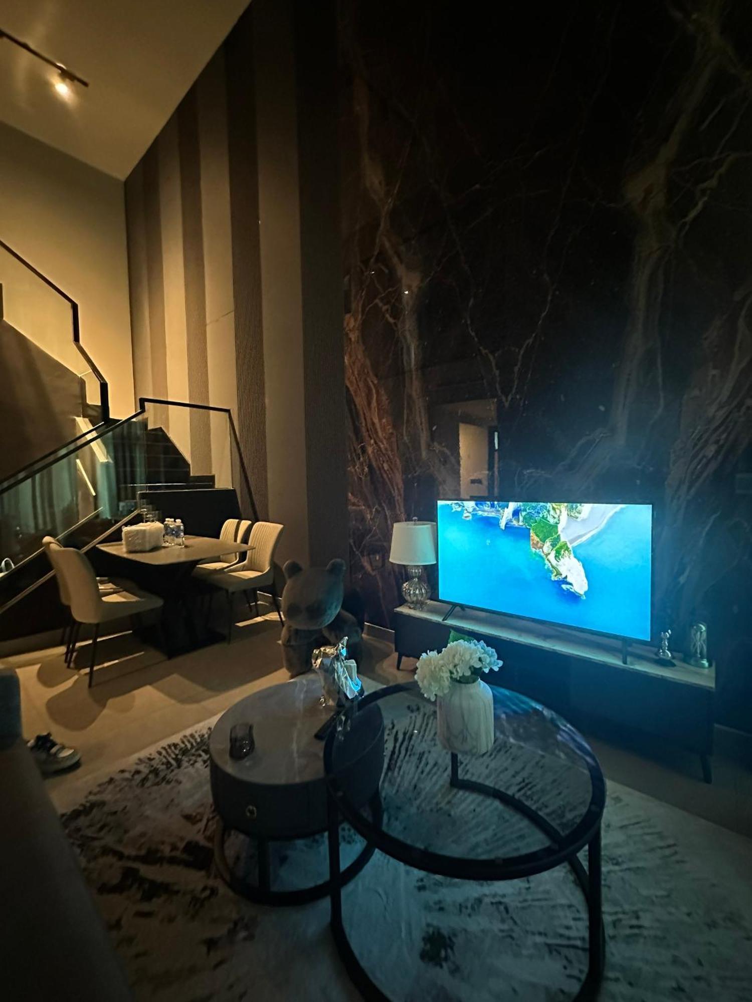 Feliz Luxurry Duplex Apartment Saigon 胡志明市 外观 照片