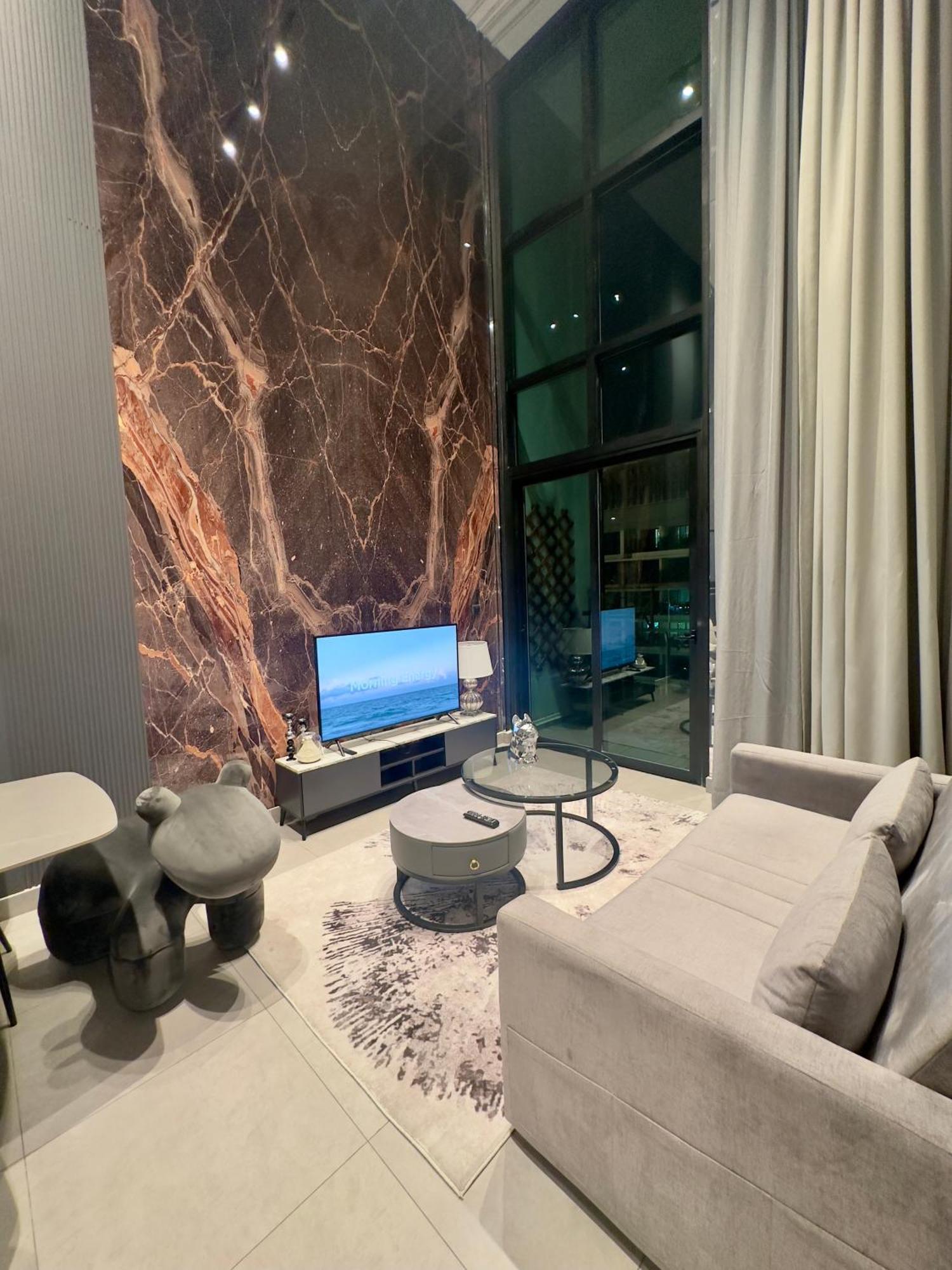 Feliz Luxurry Duplex Apartment Saigon 胡志明市 外观 照片